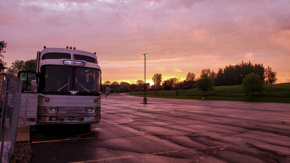 bus-at-sunset